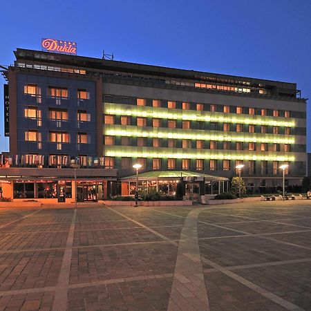 Hotel Dukla Prešov Exterior foto